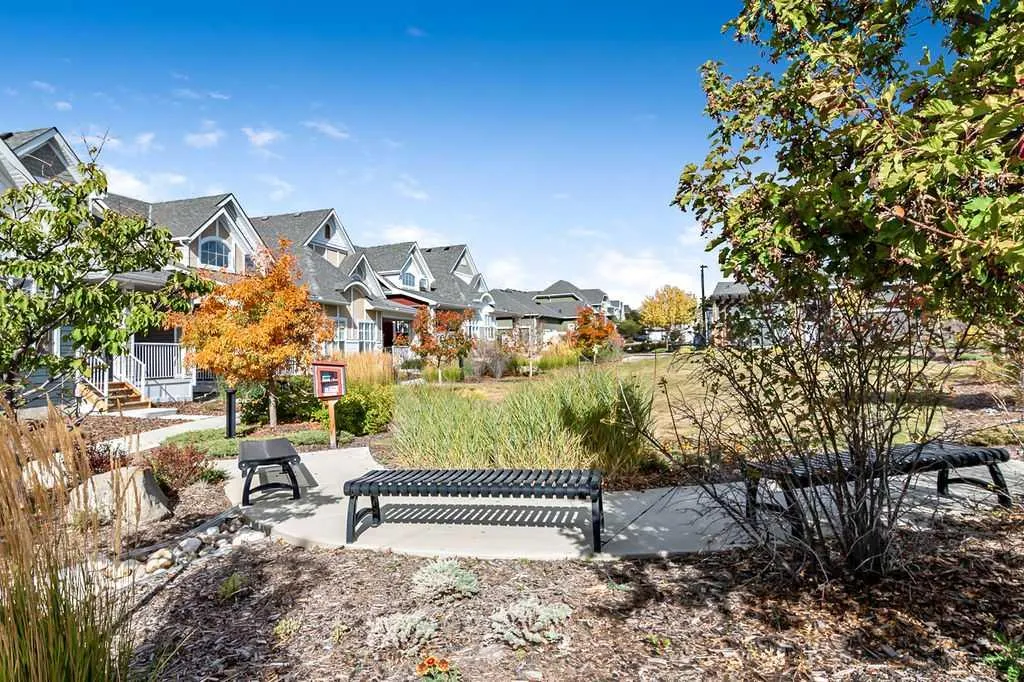 54 Drake Landing Square