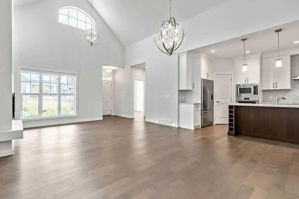 54 Drake Landing Square
