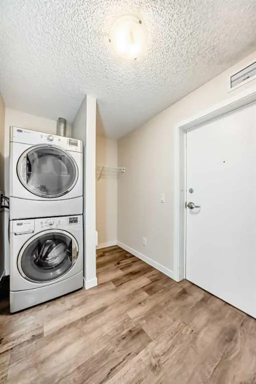 7 Westpark Common SW, #108