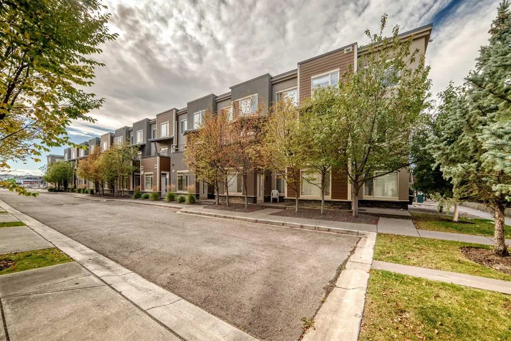7 Westpark Common SW, #108