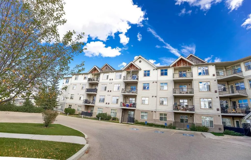 100 Lakeway Boulevard, #321