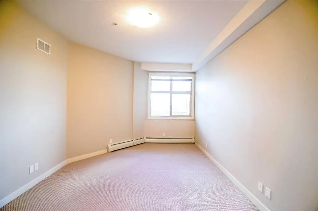 100 Lakeway Boulevard, #321