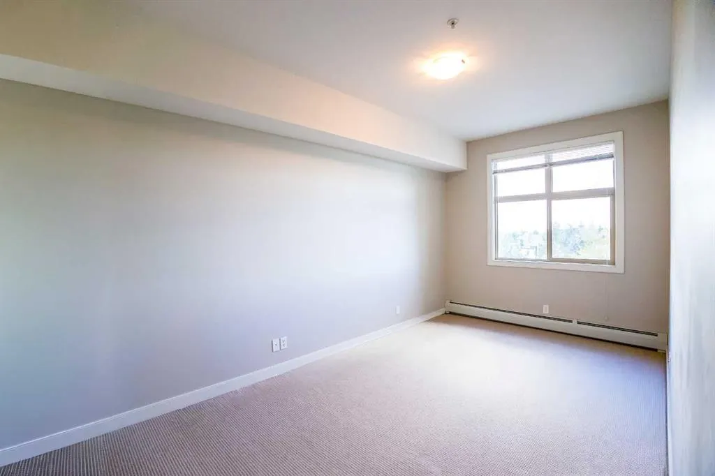 100 Lakeway Boulevard, #321