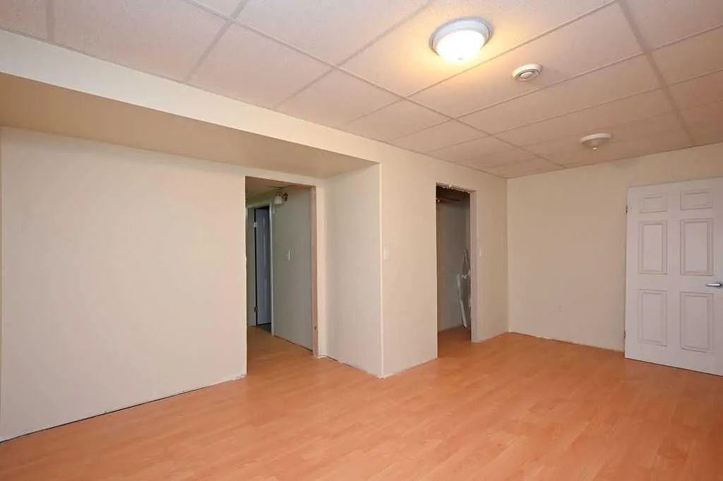 3012 Whispering Hills Drive, #24