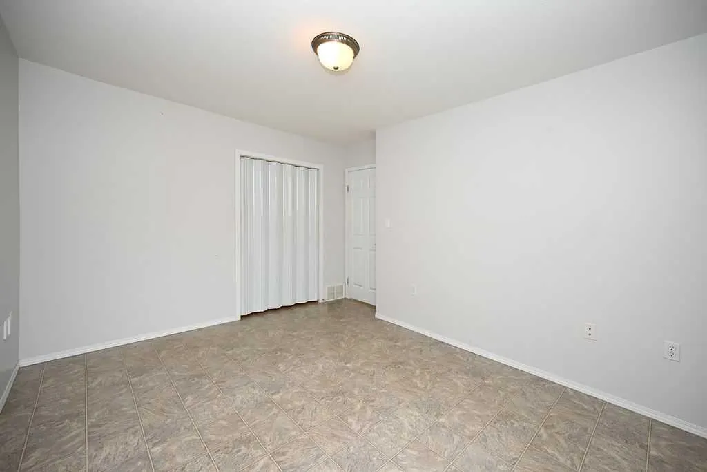 3012 Whispering Hills Drive, #24