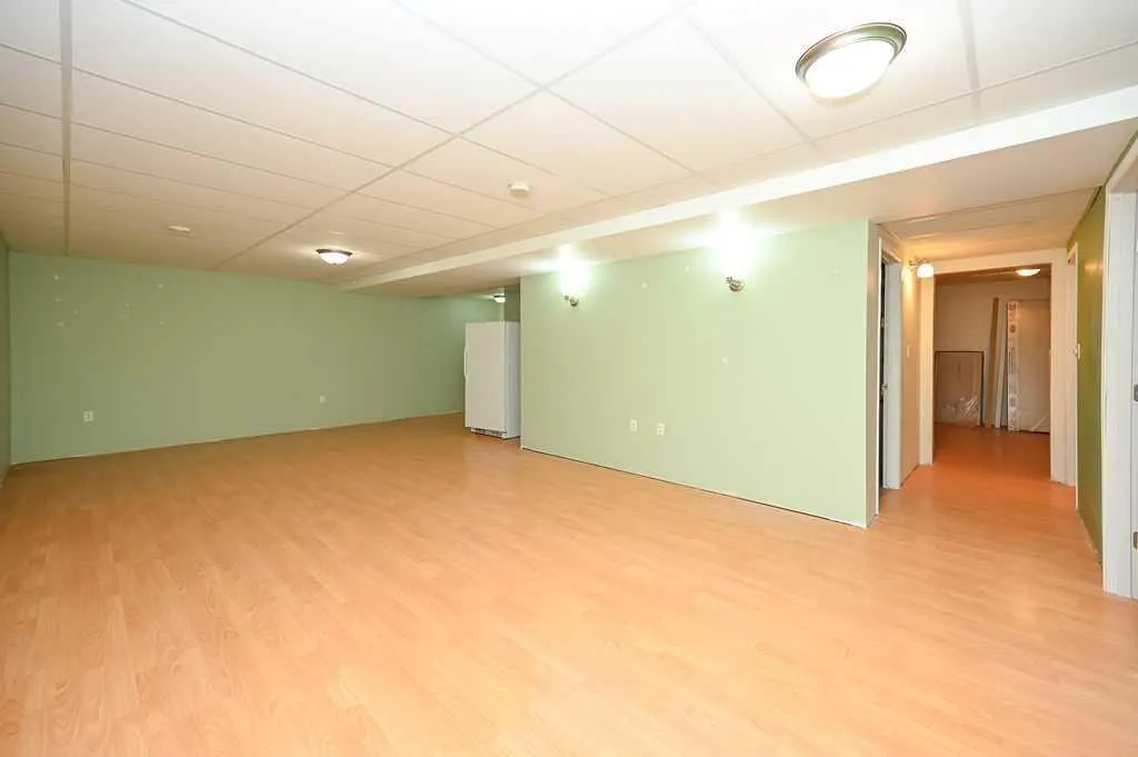 3012 Whispering Hills Drive, #24