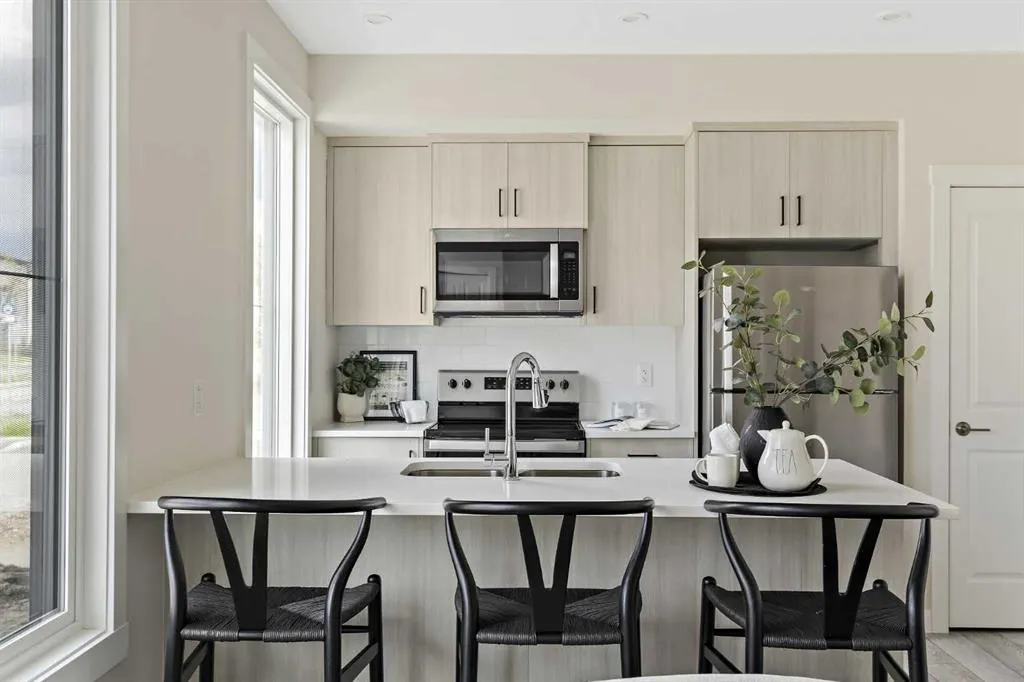 380 Seton Villas SE, #251