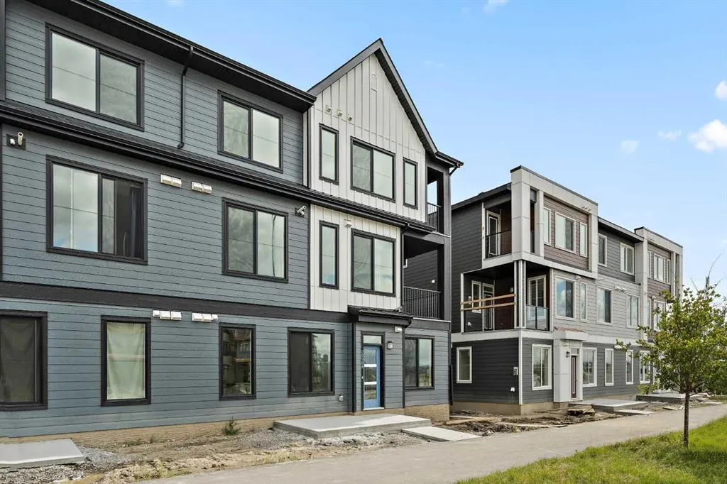 380 Seton Villas SE, #251