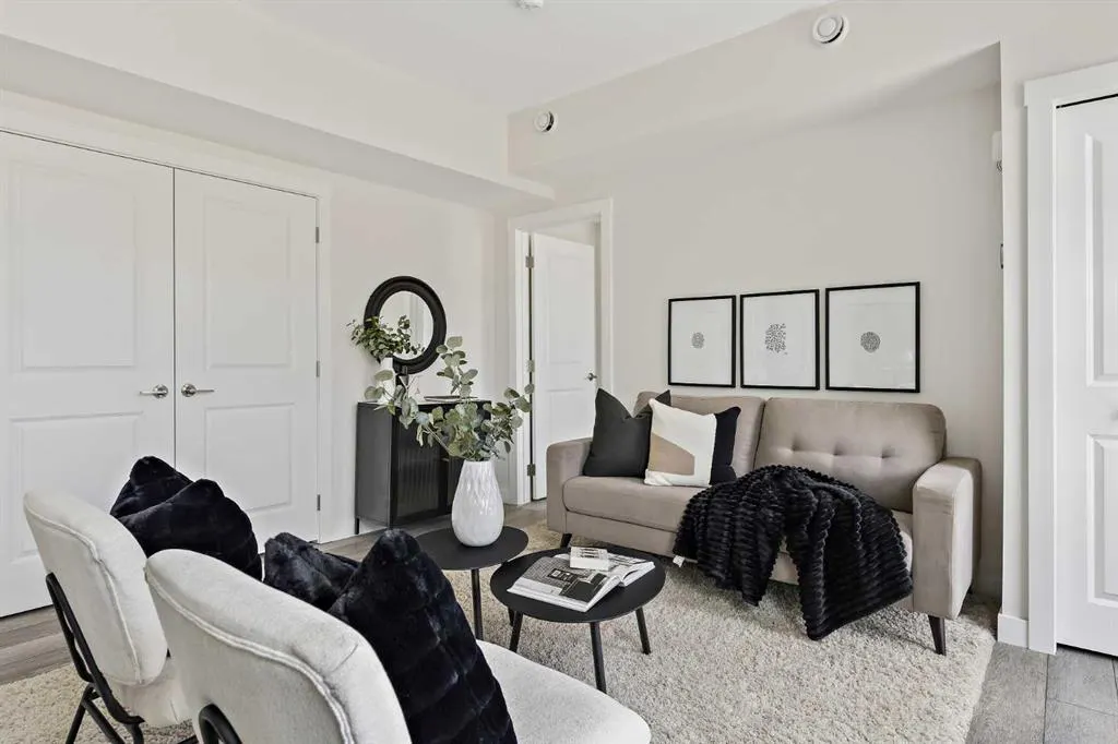 60 Howse Lane NE, #905
