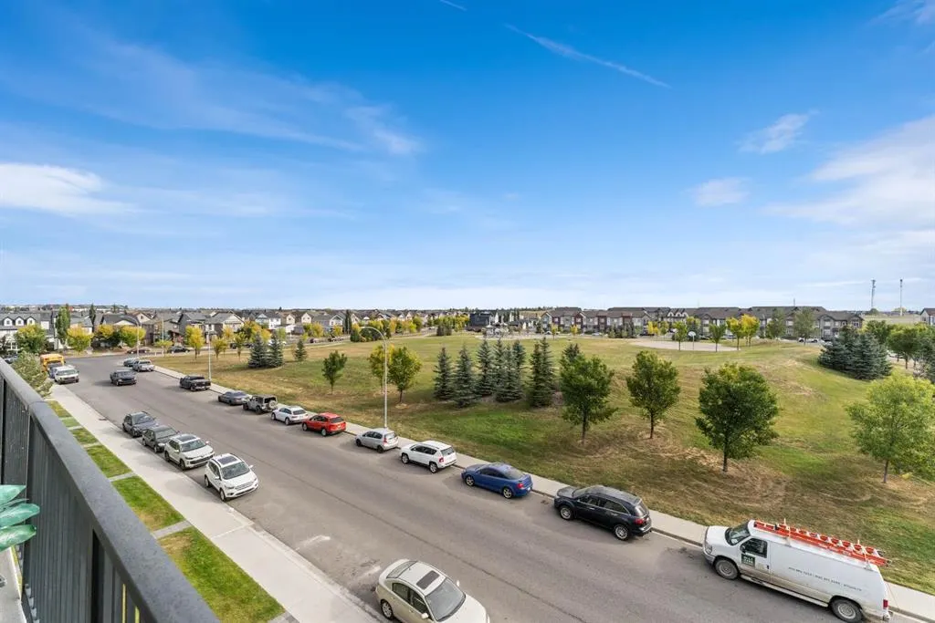 99 Copperstone Park SE, #1403