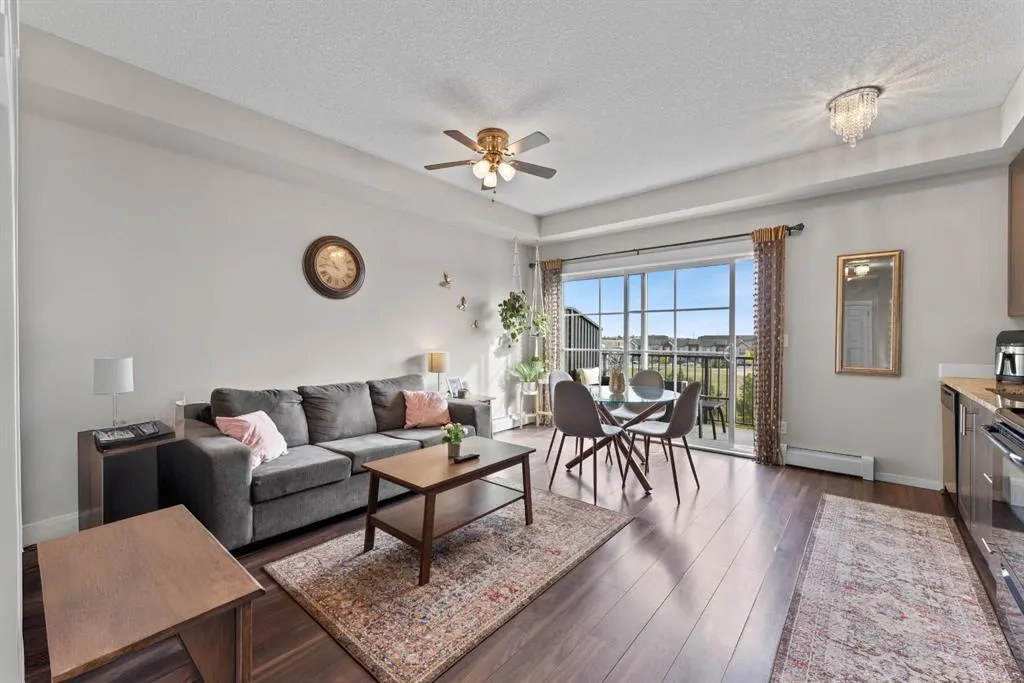 99 Copperstone Park SE, #1403