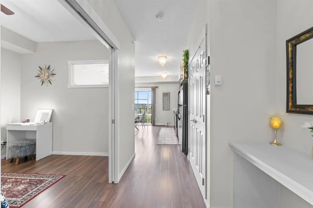 99 Copperstone Park SE, #1403