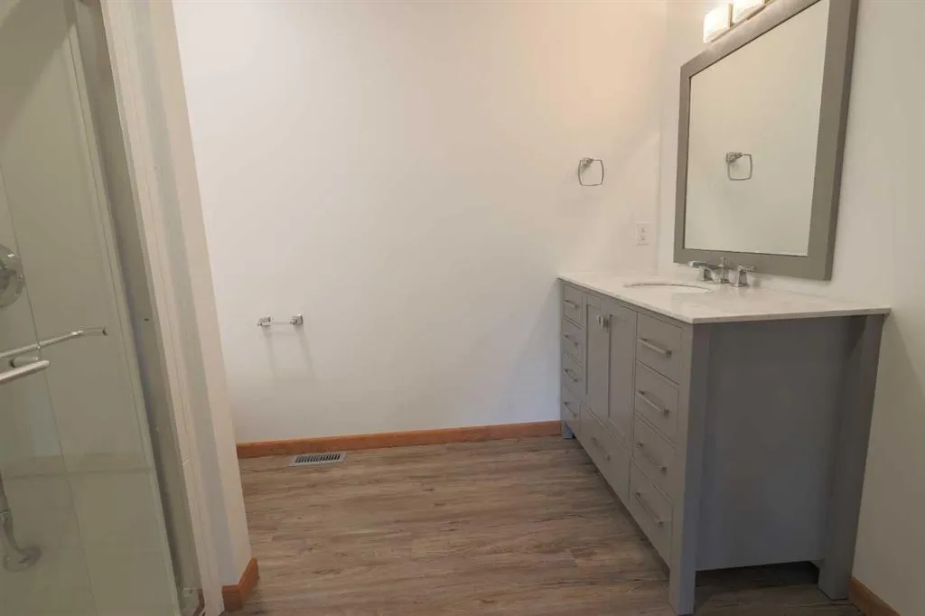 51036 Township Road 354