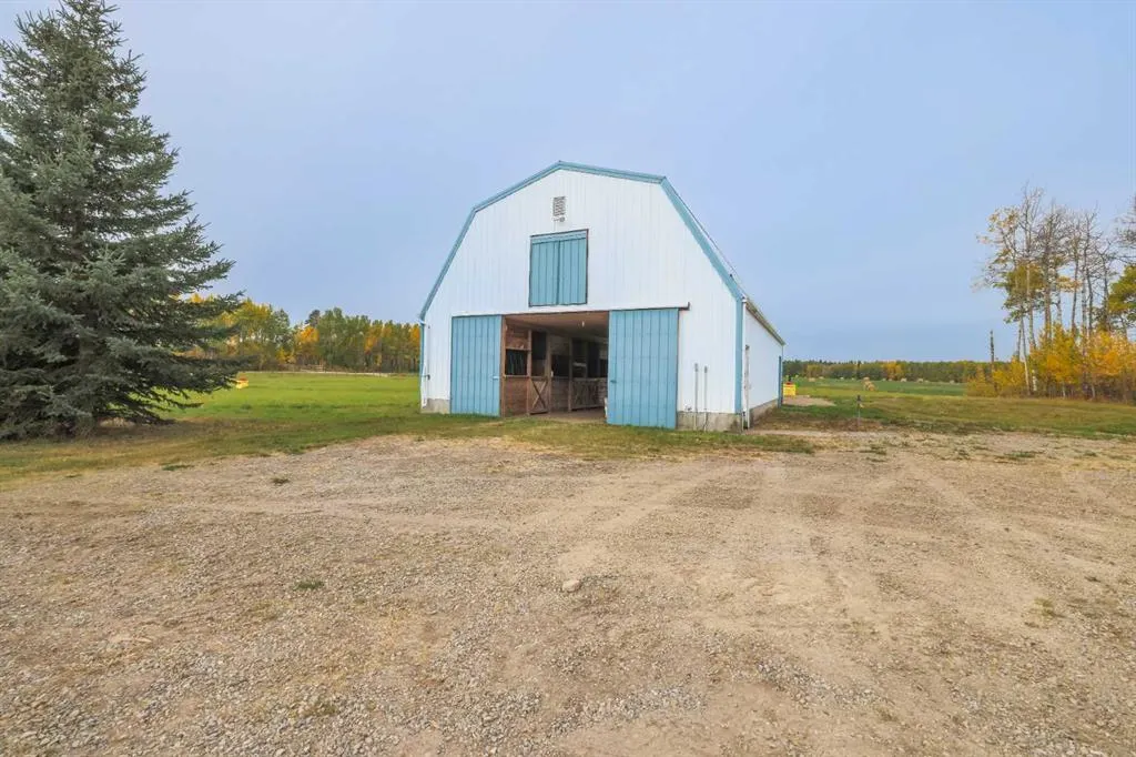 51036 Township Road 354