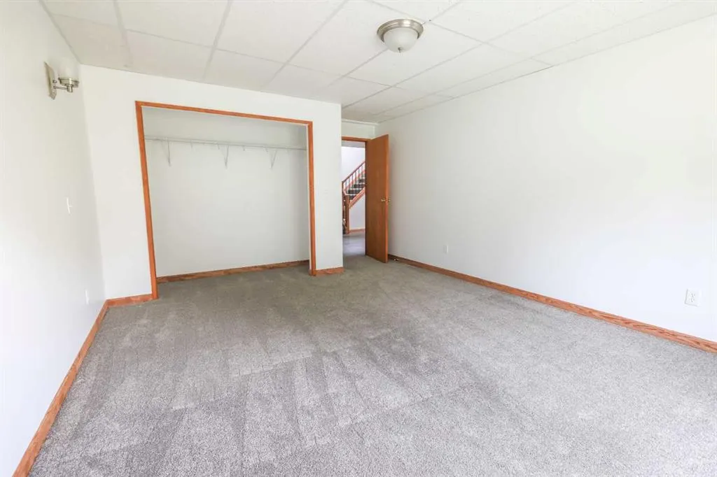 51036 Township Road 354