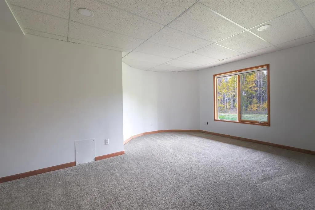 51036 Township Road 354