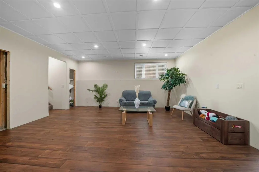 130 Bowman Circle