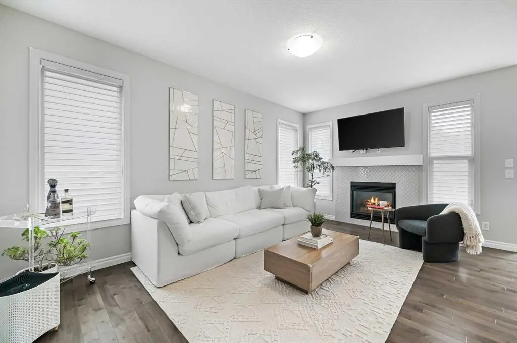 43 Nolancrest Manor NW