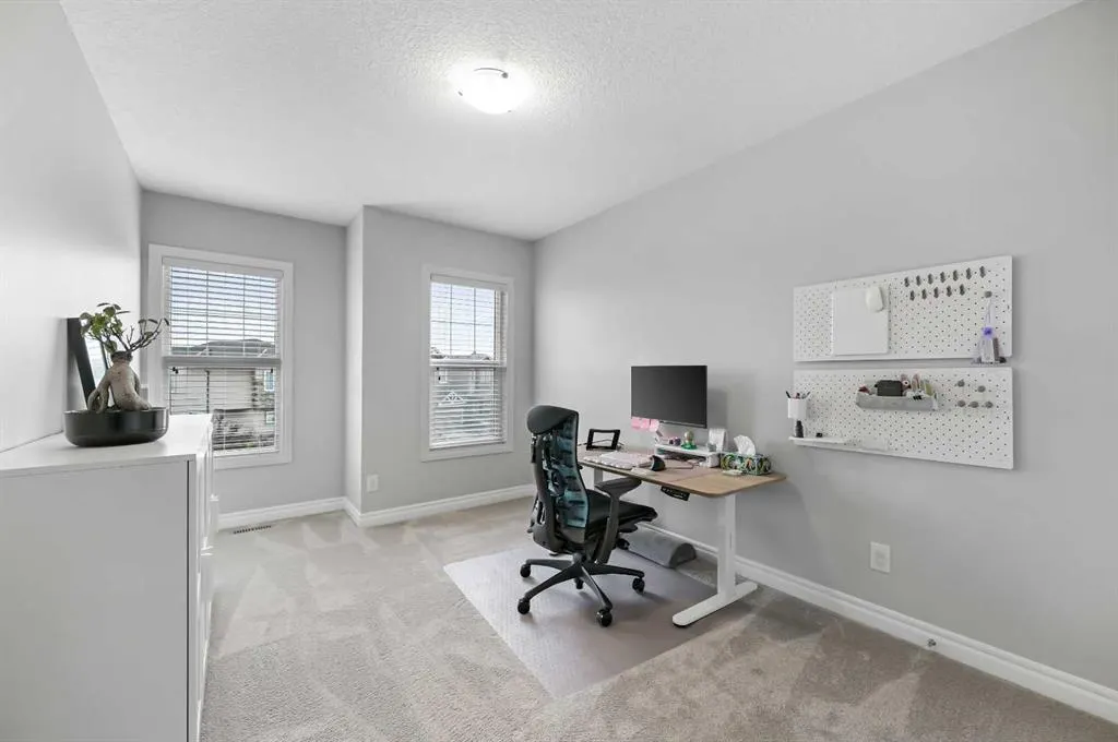43 Nolancrest Manor NW