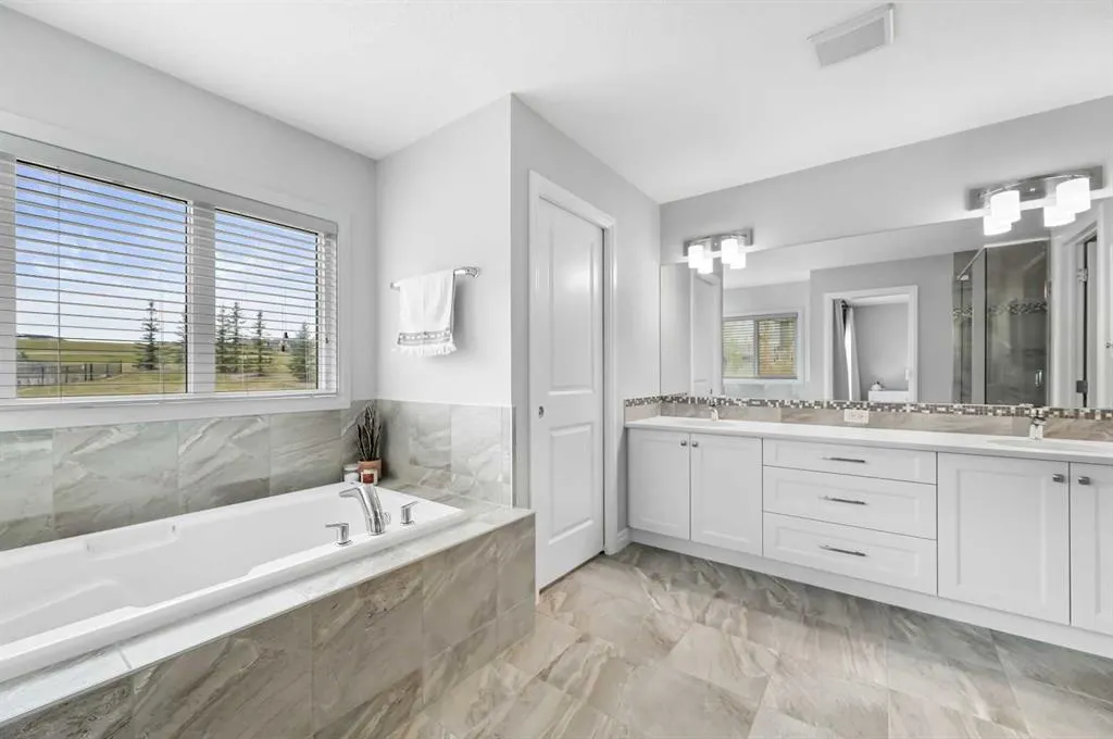 43 Nolancrest Manor NW