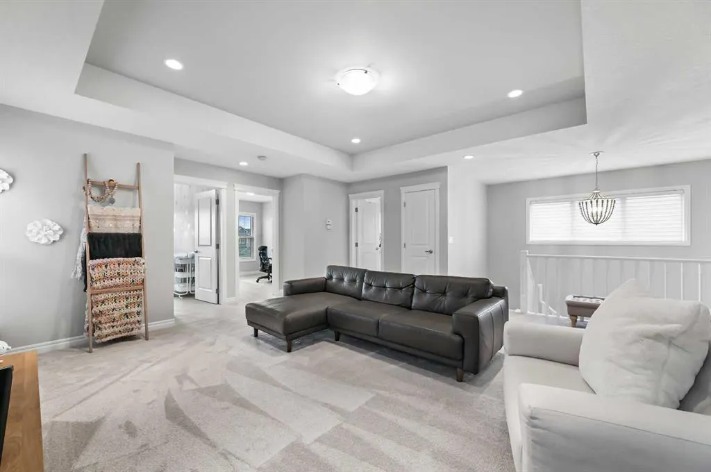 43 Nolancrest Manor NW