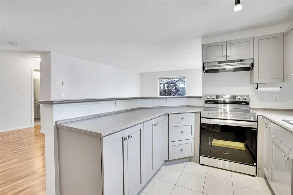 8 Bridlecrest Drive SW, #2202