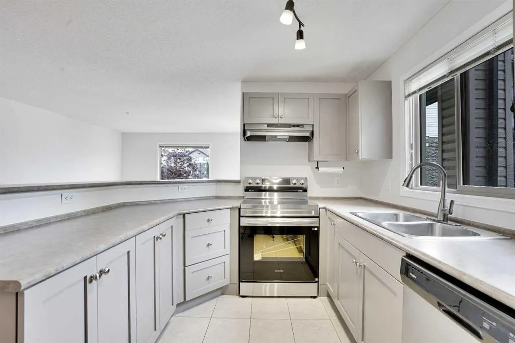 8 Bridlecrest Drive SW, #2202
