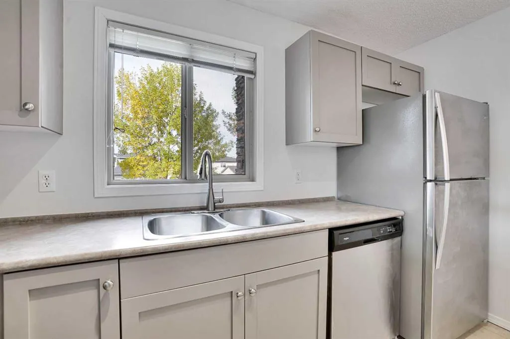 8 Bridlecrest Drive SW, #2202