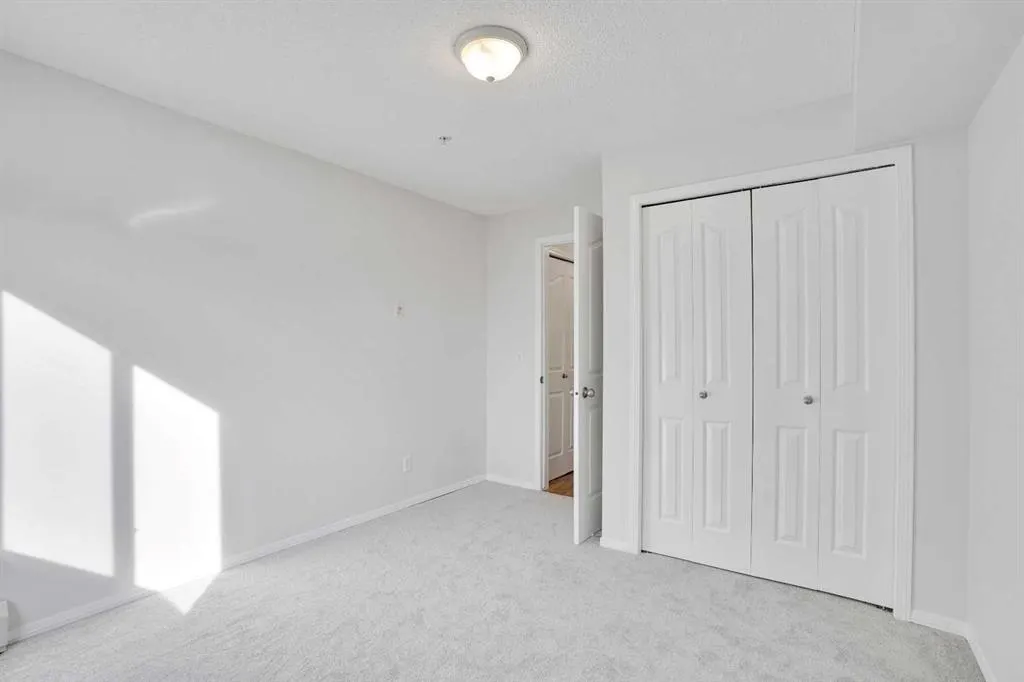 8 Bridlecrest Drive SW, #2202