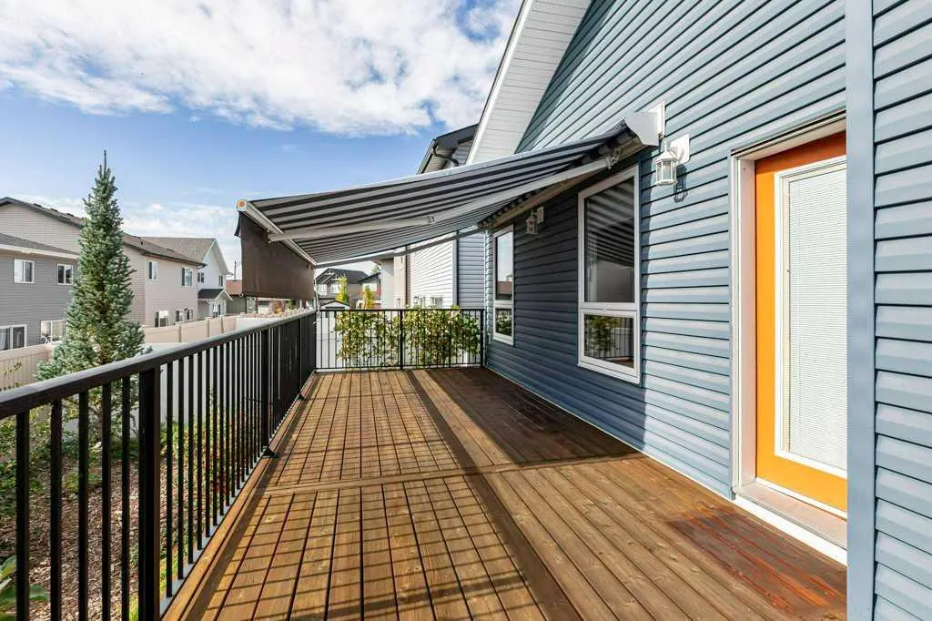 15 Eaton Crescent