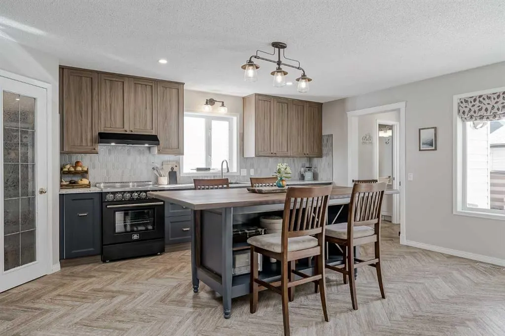 19 Inverness Boulevard SE
