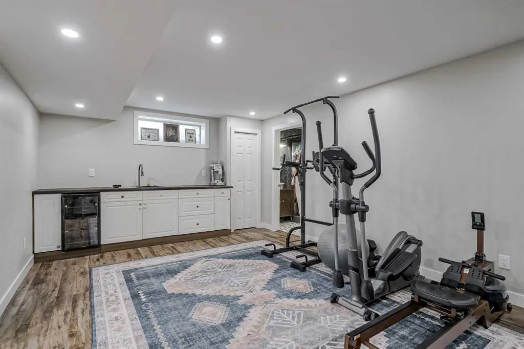 19 Inverness Boulevard SE