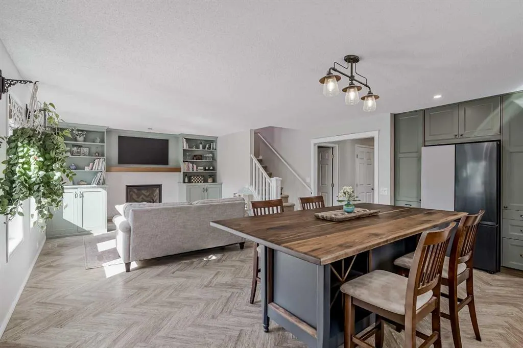 19 Inverness Boulevard SE