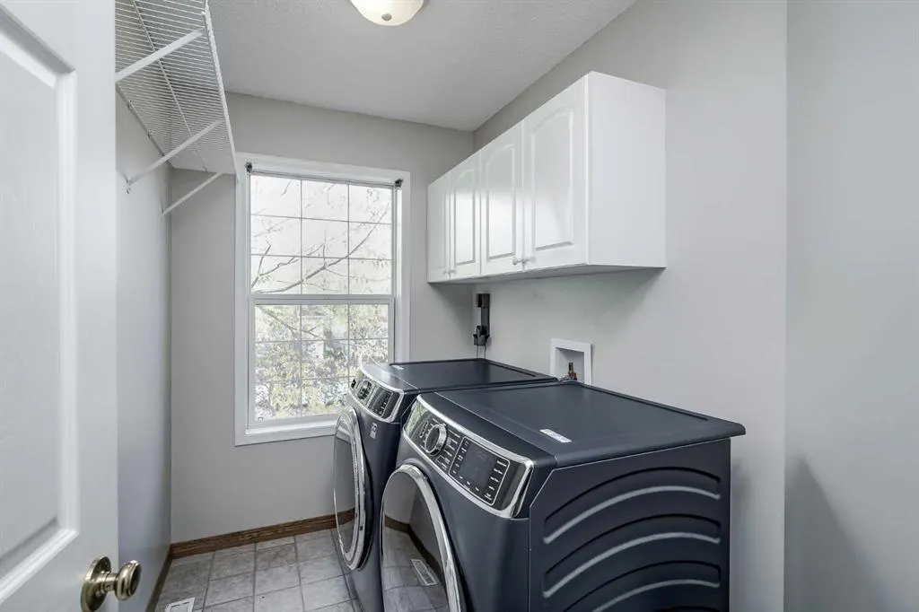 19 Inverness Boulevard SE