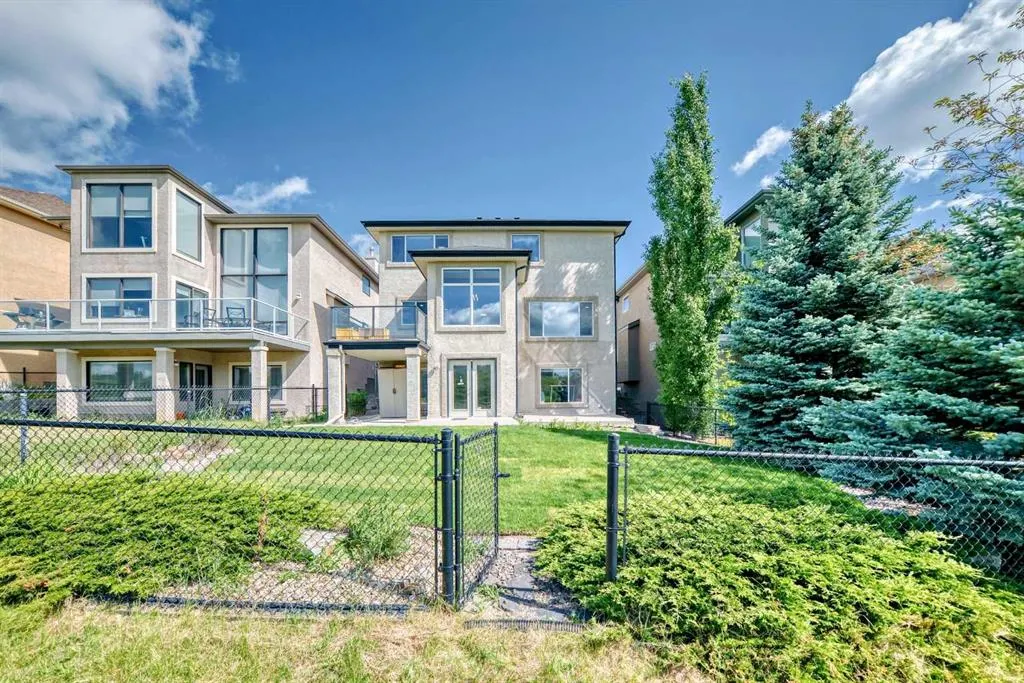55 Edgeridge Circle NW