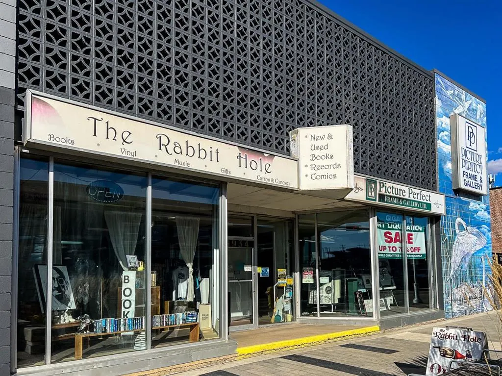 9934 100 Avenue