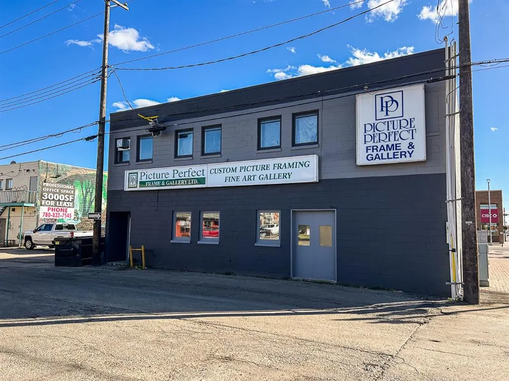 9934 100 Avenue