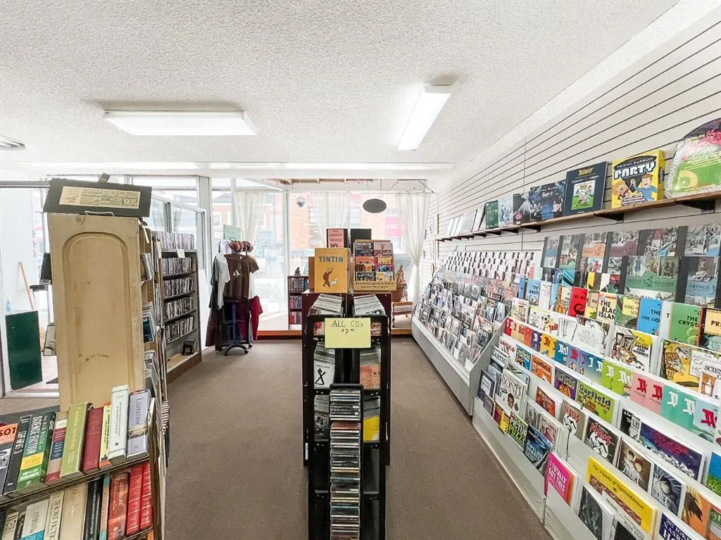9934 100 Avenue