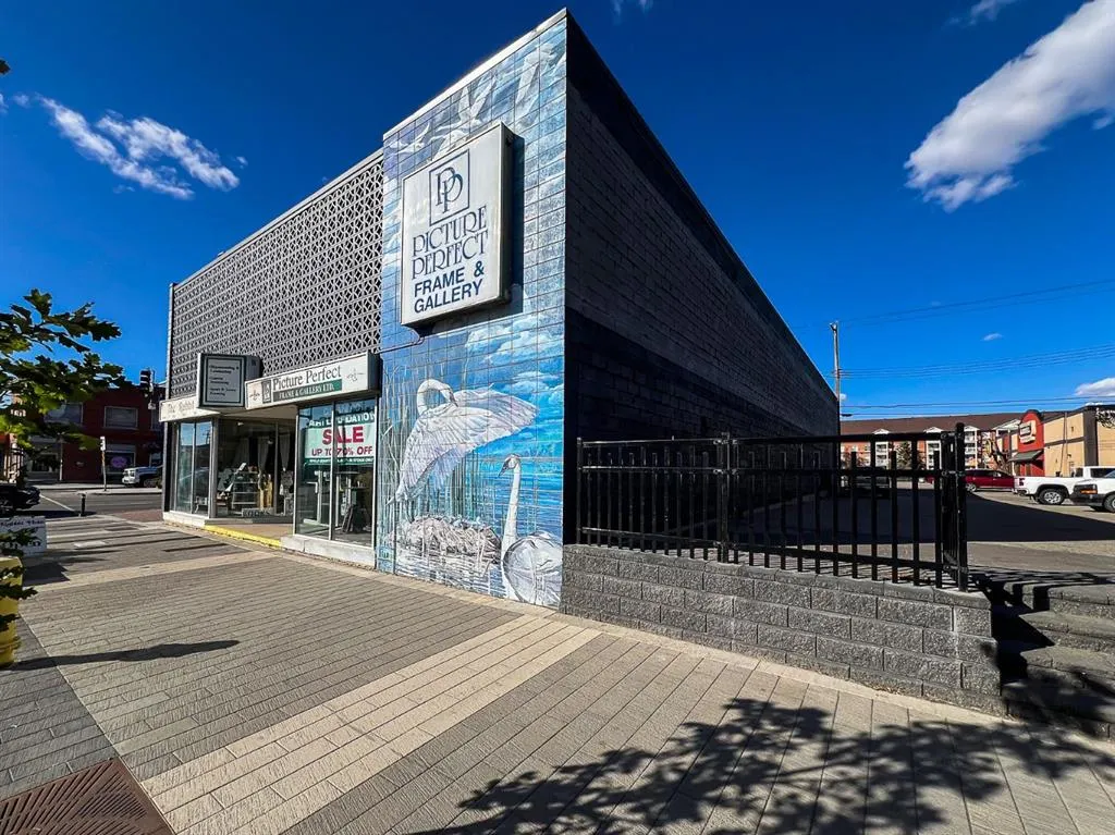 9934 100 Avenue