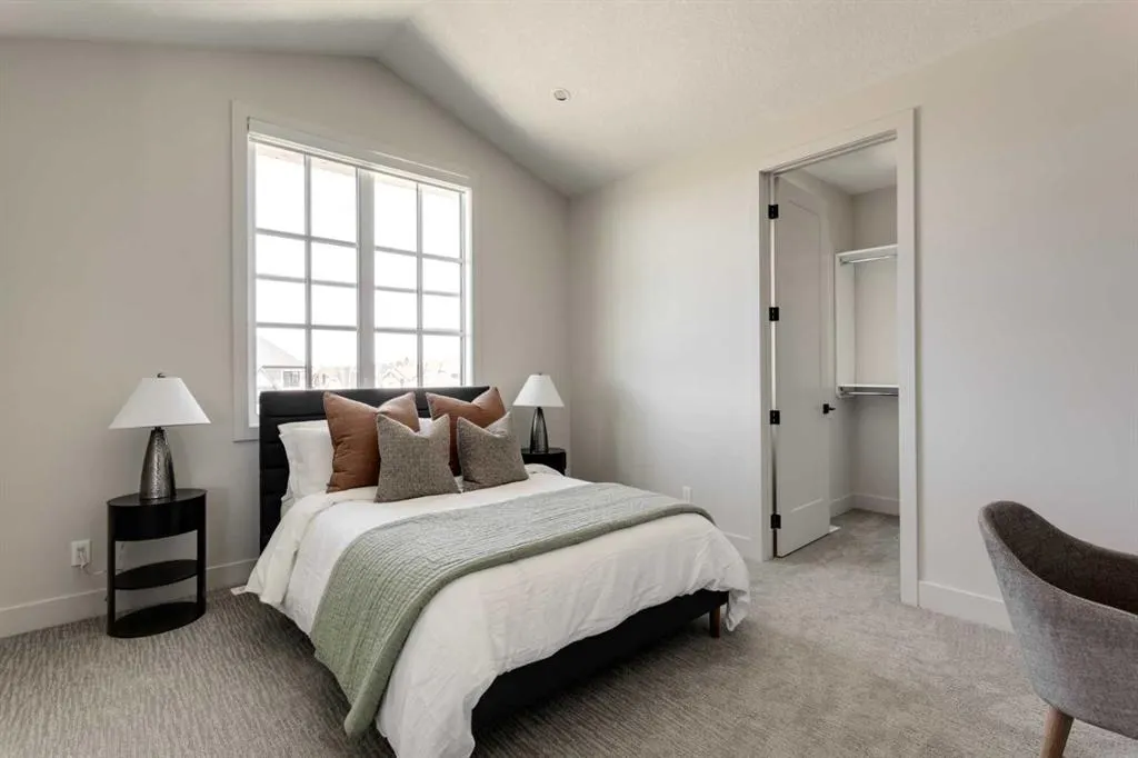 8 Rockcliff Hill NW