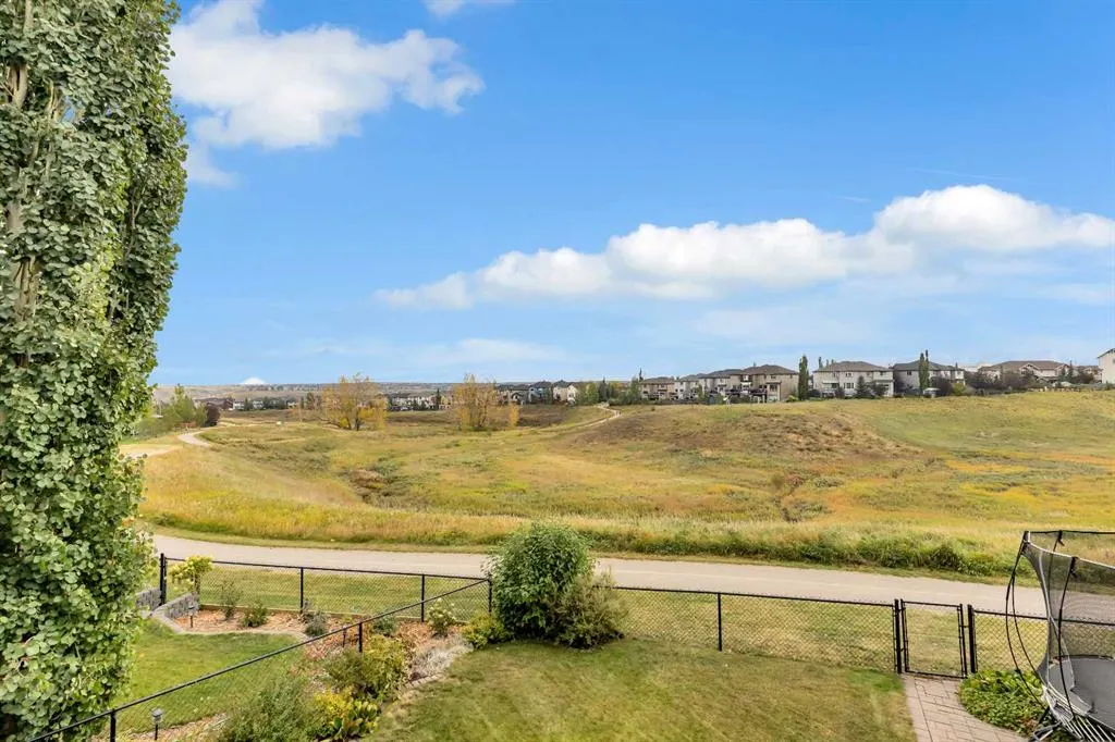 135 Sage Valley Green NW