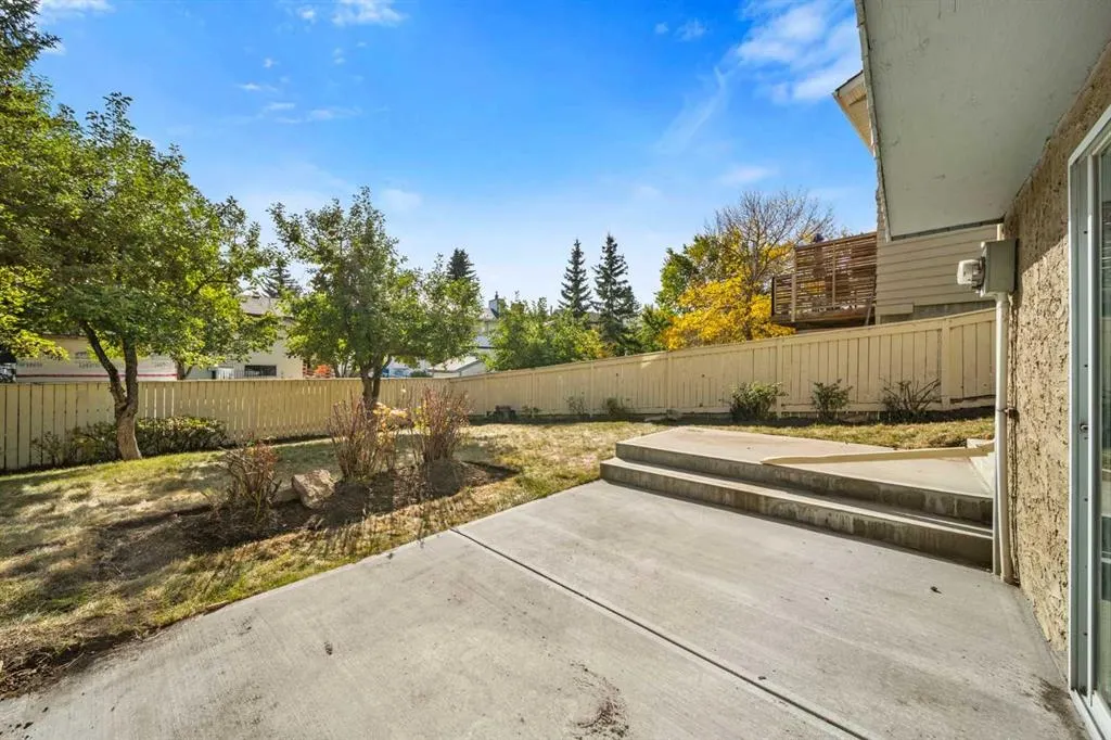 36 Strathlorne Crescent SW