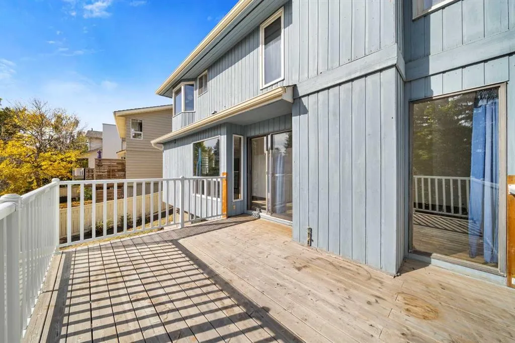 36 Strathlorne Crescent SW