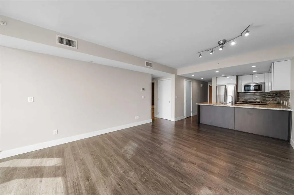 519 Riverfront Avenue SE, #1505