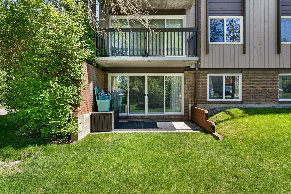 8948 Elbow Drive SW, #504