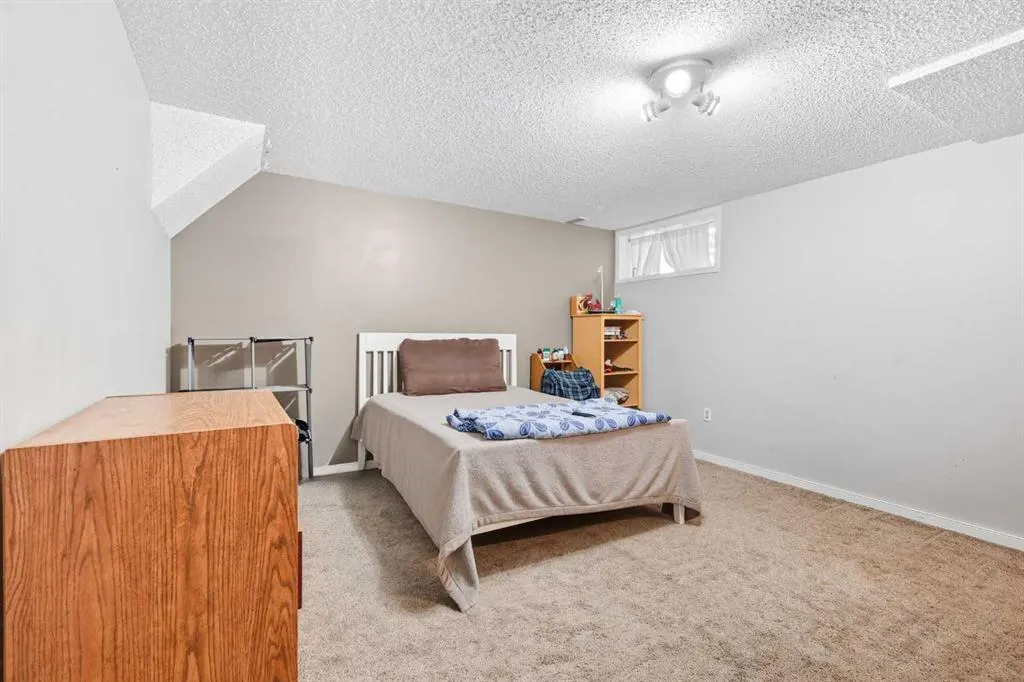 47 Shawglen Place SW