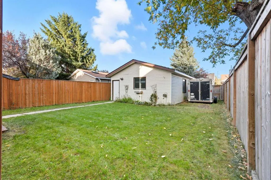 47 Shawglen Place SW