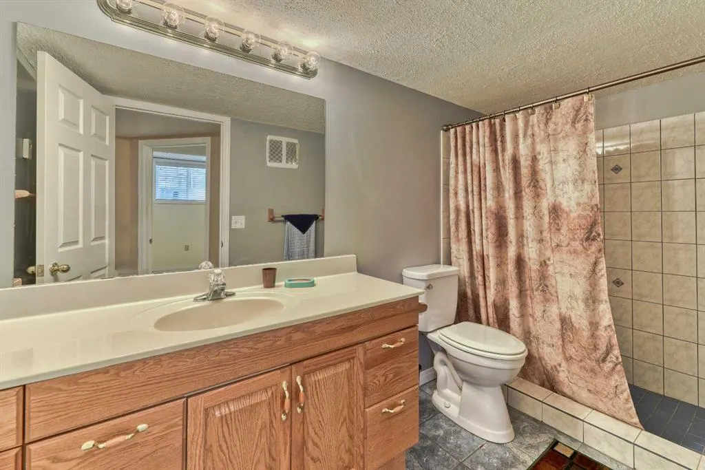 7 Scotia Landing NW
