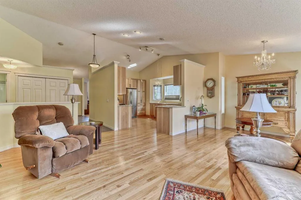 7 Scotia Landing NW