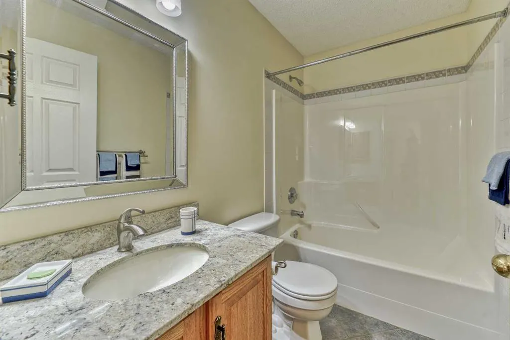 7 Scotia Landing NW